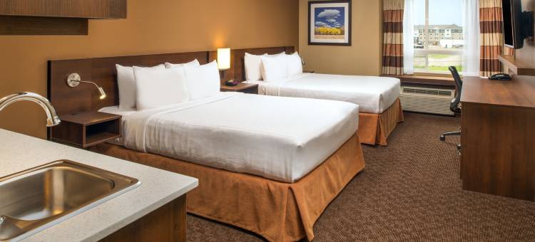 雷德迪尔温德姆套房麦客达酒店(Microtel Inn & Suites by Wyndham Red Deer)图片