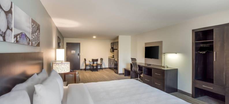 洛根俄亥俄霍金希尔斯美茵斯坦套房酒店(MainStay Suites Logan Ohio-Hocking Hills)图片