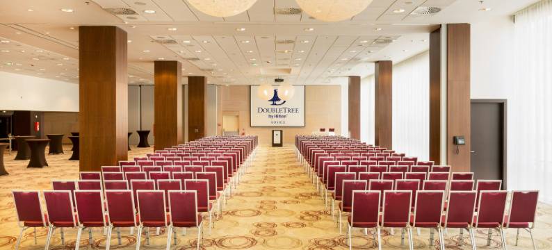 科希策希尔顿逸林酒店(DoubleTree by Hilton Kosice)图片