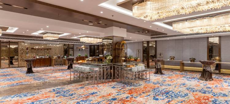 戈勒克布尔涅槃纳萨诺瓦门廊酒店(Nirvana Sarovar Portico Gorakhpur)图片