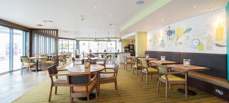 埃克斯茅斯海滨普瑞米尔酒店(Premier Inn Exmouth Seafront)图片