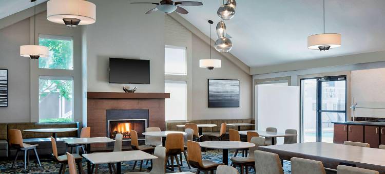 达拉斯拉斯科利纳斯居家酒店(Residence Inn Dallas Las Colinas)图片
