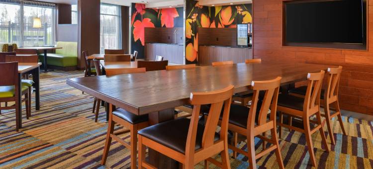尤金东/斯普林菲尔德万枫酒店及套房(Fairfield Inn & Suites Eugene East/Springfield)图片