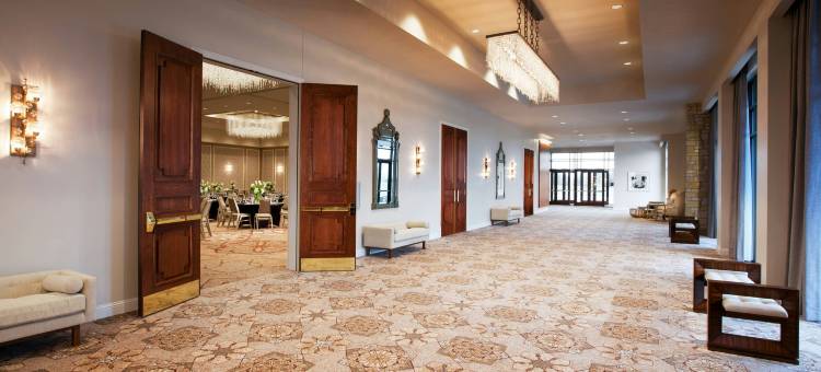 麦金尼喜来登酒店(Sheraton McKinney Hotel)图片