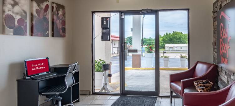 水牛城-TX红屋顶旅馆(Red Roof Inn Buffalo, TX)图片