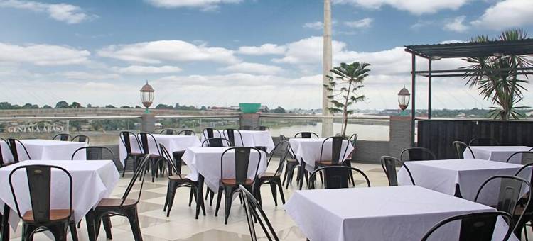 威尔托普酒店占碑(Wiltop Hotel Jambi)图片