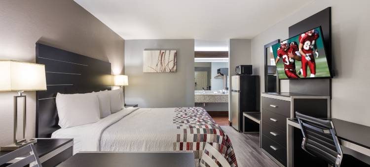 亚拉巴马州阿森斯红屋顶套房酒店(Red Roof Inn & Suites Athens, Al)图片