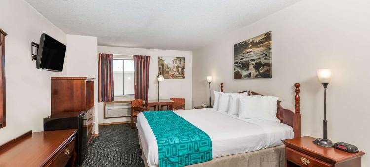 威奇托机场豪生酒店(Howard Johnson by Wyndham Wichita Airport)图片