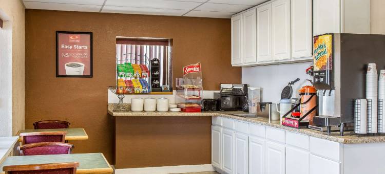 克兰斯顿-普罗维登斯伊克诺旅馆(Econo Lodge Cranston - Providence)图片