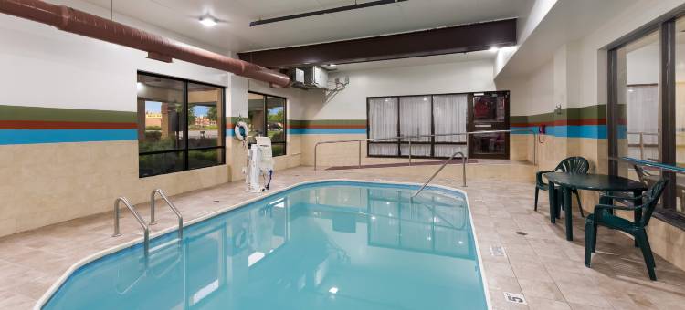 哥伦布红顶套房酒店-西布罗德(Red Roof Inn & Suites Columbus - West Broad)图片