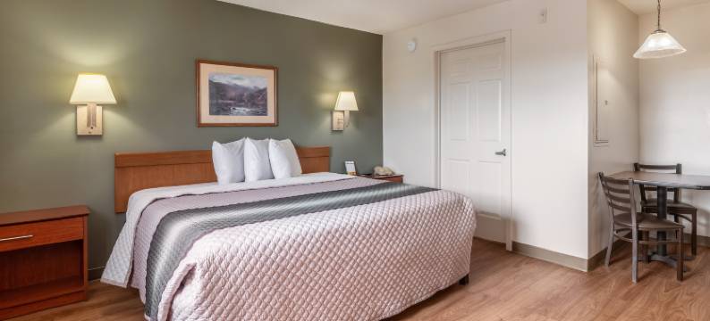 康科德夏洛特霍姆汤套房公寓(HomeTowne Studios & Suites Charlotte - Concord)图片