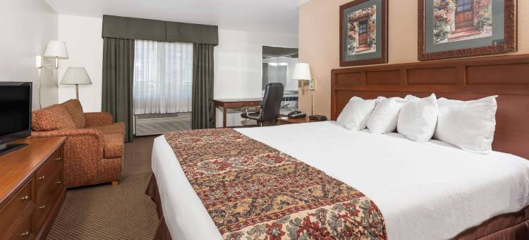 怀里卡温德姆呗盟酒店(Baymont by Wyndham Yreka)图片