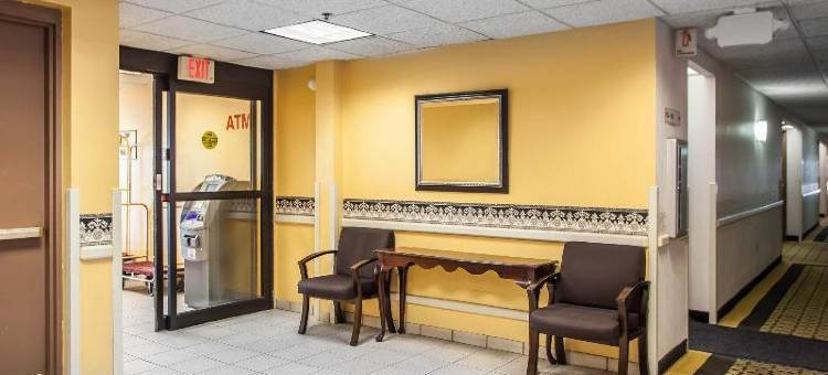 密尔沃基机场罗德威旅馆及套房(Rodeway Inn & Suites Milwaukee Airport)图片