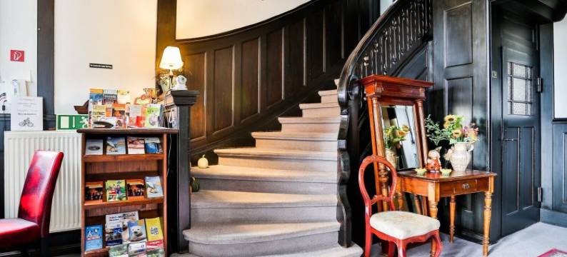 卡蒙兹别墅潘森酒店(Hotel & Pension Villa Camenz)图片