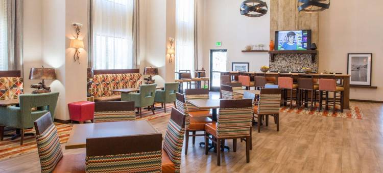 希尔顿欢朋套房酒店-白鱼镇(Hampton Inn & Suites Whitefish, MT)图片