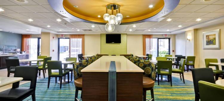 SpringHill Suites Houston Hobby Airport图片