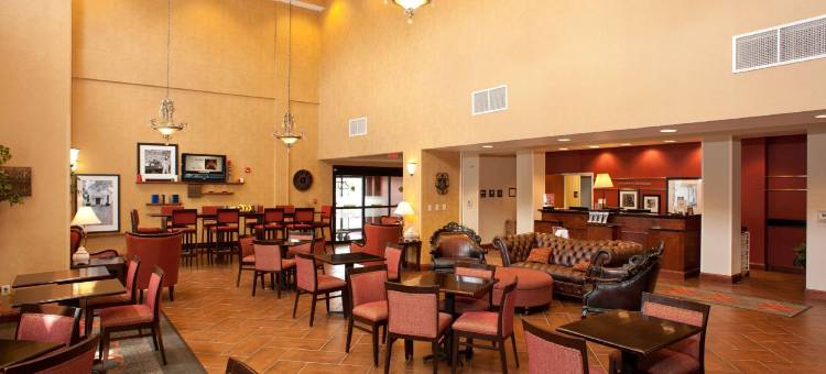 詹宁斯希尔顿欢朋旅馆&套房酒店(Hampton Inn & Suites Jennings)图片
