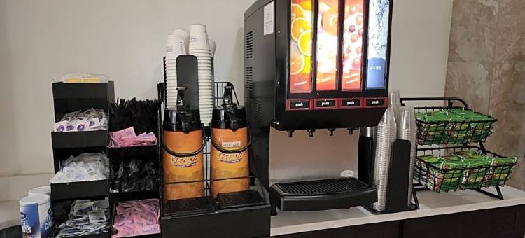 圣彼得堡坦帕湾地区温德姆戴斯酒店(Days Inn by Wyndham St. Petersburg / Tampa Bay Area)图片