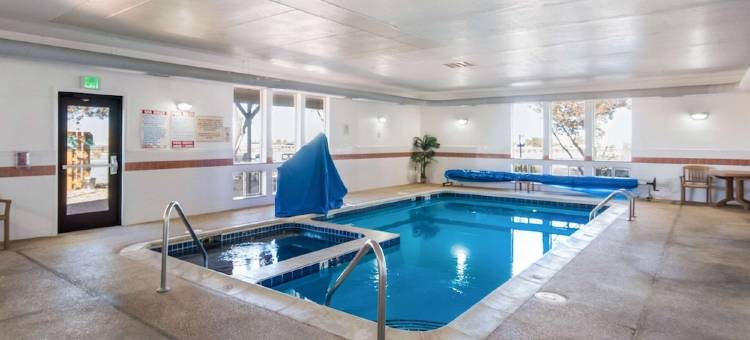 普韦布洛西品质酒店及套房(Quality Inn & Suites Pueblo West)图片
