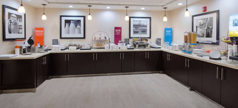 希尔顿欢朋酒店-卡温顿(Hampton Inn Covington)图片