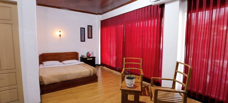 安本苏瑞酒店(Ambun Suri Hotel)图片