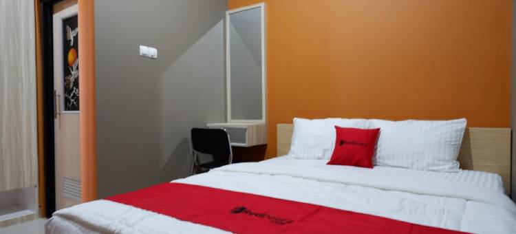 红多兹伊斯兰酒店-近特加尔站(RedDoorz Syariah Near Stasiun Tegal)图片