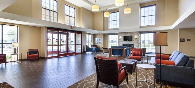 舒适全套房酒店及会议中心(Comfort Suites and Conference Center)图片