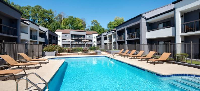 伯明翰荷姆伍德万怡酒店(Courtyard Birmingham Homewood)图片