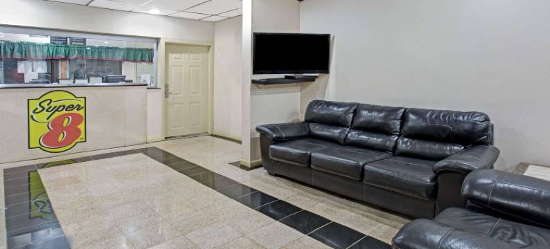 萨沃尼速8酒店(Super 8 by Wyndham Suwanee)图片