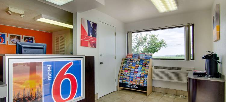 萨莱纳6号汽车旅馆(Motel 6 Salina, KS)图片