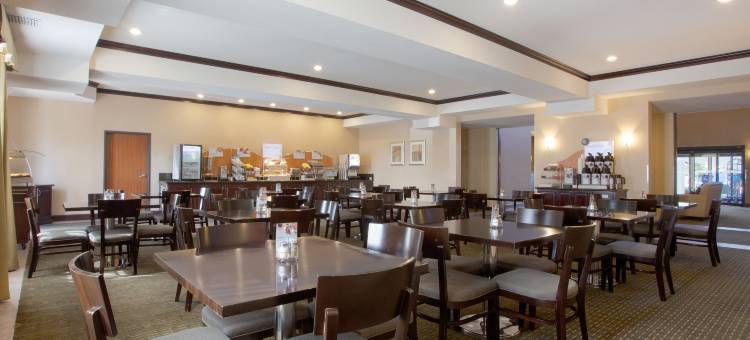 纽波特智选假日酒店及套房(Holiday Inn Express & Suites Newport)图片