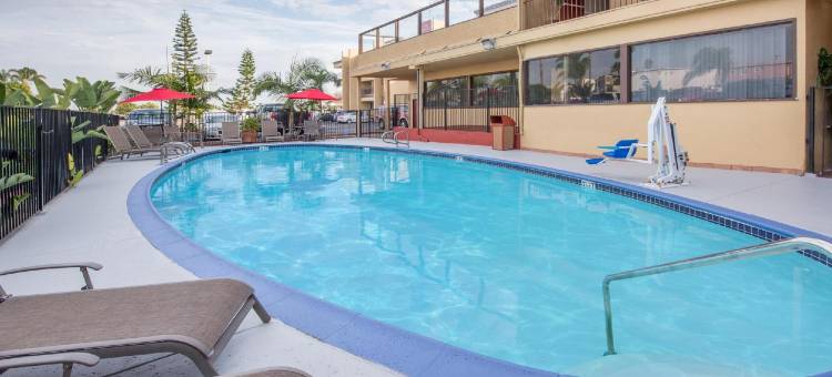 圣迭戈机场华美达酒店(Ramada by Wyndham San Diego Airport)图片