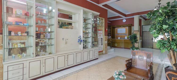 红多兹伊斯兰酒店@莫乔萨里(RedDoorz Syariah at Mojosari)图片