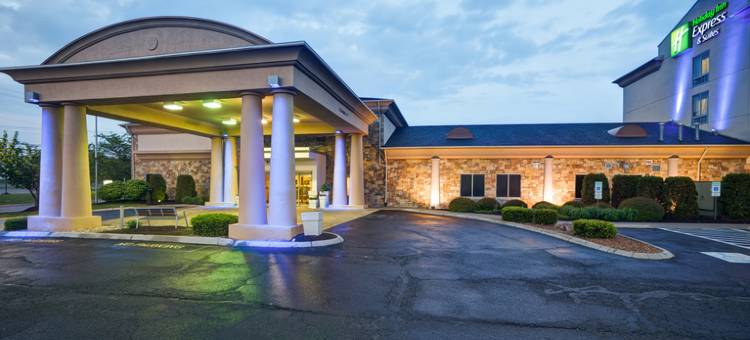 智选假日套房酒店克里斯琴斯堡(Holiday Inn Express & Suites Christiansburg)图片