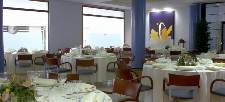 普图德拉斯尼威斯酒店(Hotel Puerto de Las Nieves)图片