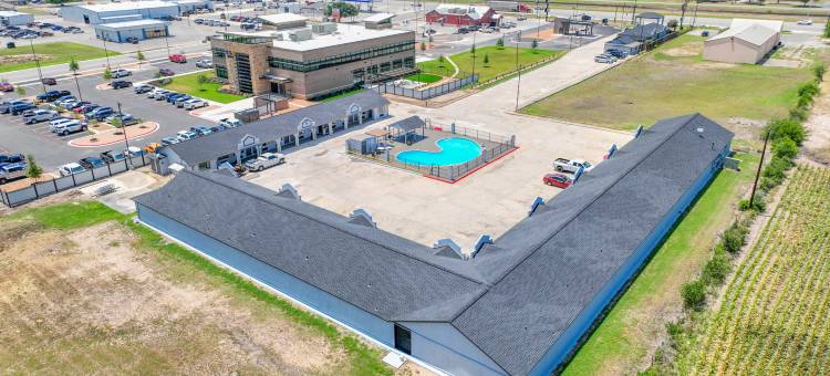 洪多行政酒店(Executive Inn Hondo)图片