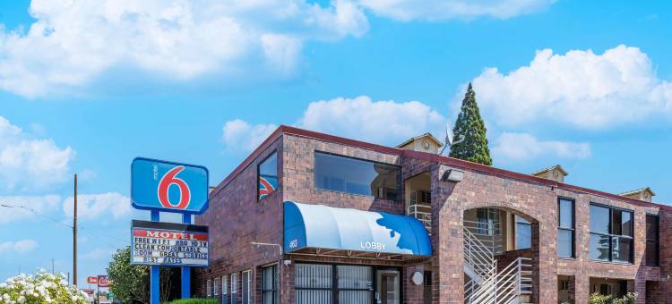 坎比江山旅馆(Motel 6 Canby, or)图片