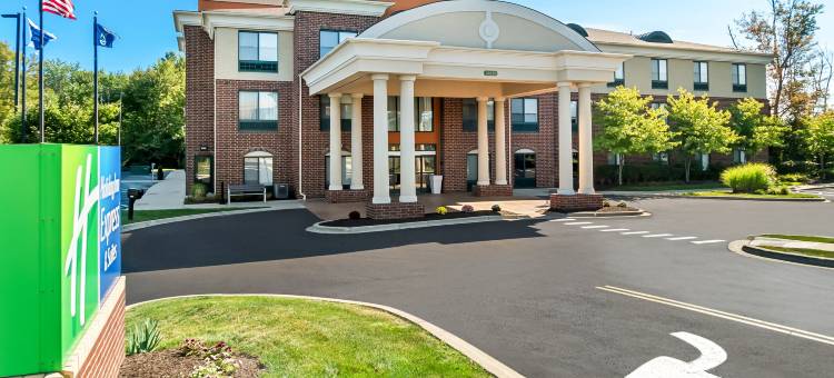 智选假日套房酒店底特律 - 诺维(Holiday Inn Express & Suites Detroit-Novi)图片