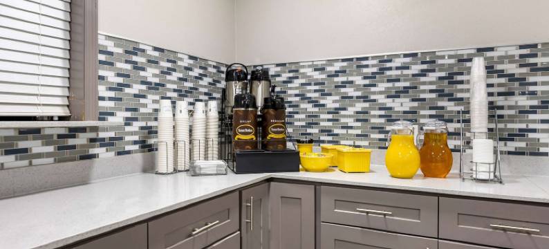 迪克森速8酒店(Super 8 by Wyndham Dickson)图片