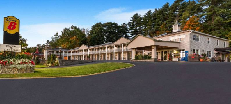 乔治湖-市中心速8酒店(Super 8 by Wyndham Lake George/Downtown)图片