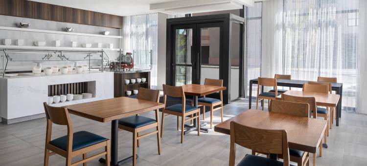 圣罗莎市中心AC酒店(AC Hotel Santa Rosa Sonoma Wine Country)图片