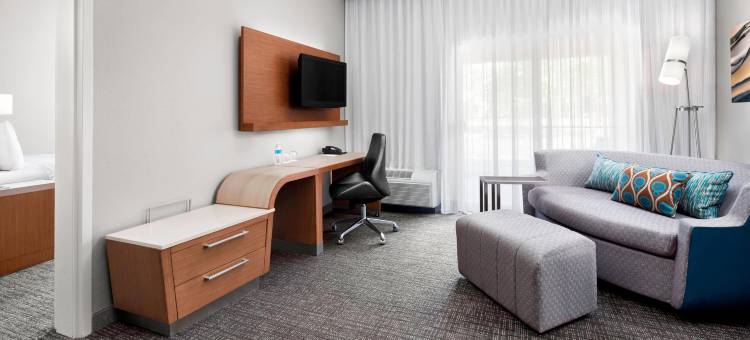 博林格林会议中心万怡酒店(Courtyard Bowling Green Convention Center)图片