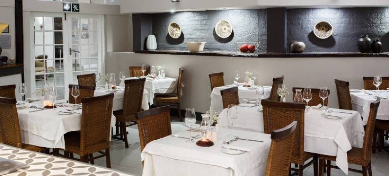 奥茨胡恩里姆皮庄园Protea酒店(Protea Hotel Oudtshoorn Riempie Estate)图片