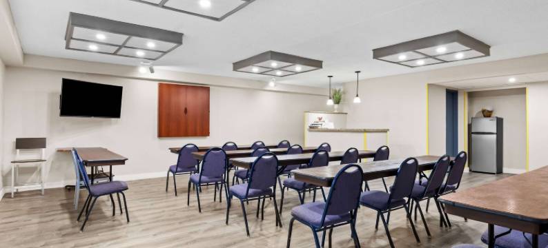 温德姆戴斯酒店及套房-迈措沃凤凰城附近(Days Inn & Suites by Wyndham Mesa Near Phoenix)图片