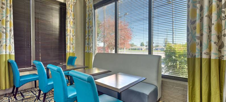 希尔顿欢朋酒店-诺福克海军基地(Hampton Inn Norfolk-Naval Base)图片