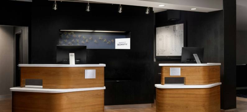 丹佛中央公园万豪万怡酒店(Courtyard Denver Central Park)图片