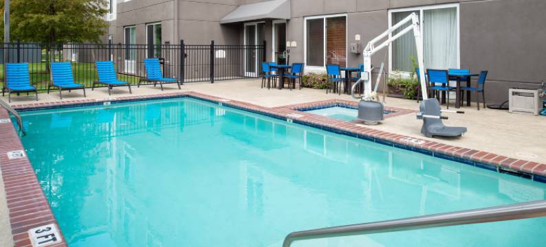 巴吞鲁日机场希尔顿花园酒店(Hilton Garden Inn Baton Rouge Airport)图片