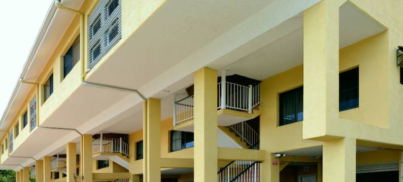 滨水露台公寓(Waterfront Terraces)图片