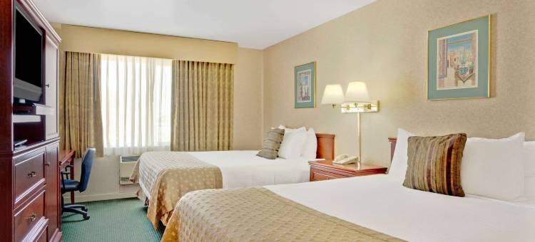 德雷珀华美达酒店(Ramada by Wyndham Draper)图片