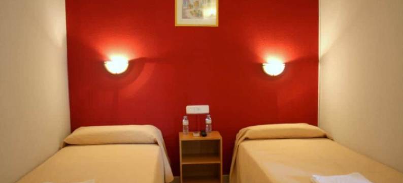 圣约蒂酒店(Hotel Sant Jordi)图片